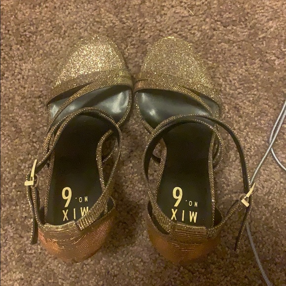 Highheels - Picture 2 of 5